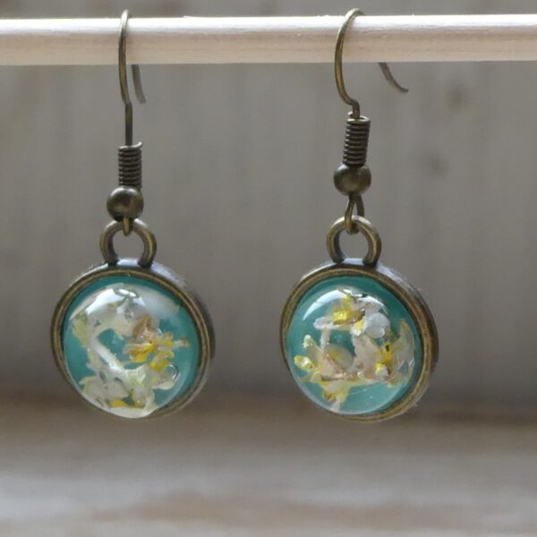 pendientes colgantes con flor de olivo - bronce viejo