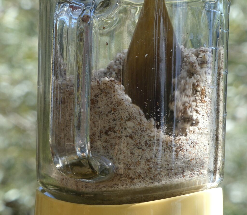 triturar-las-almendras-en-la-batidoro
